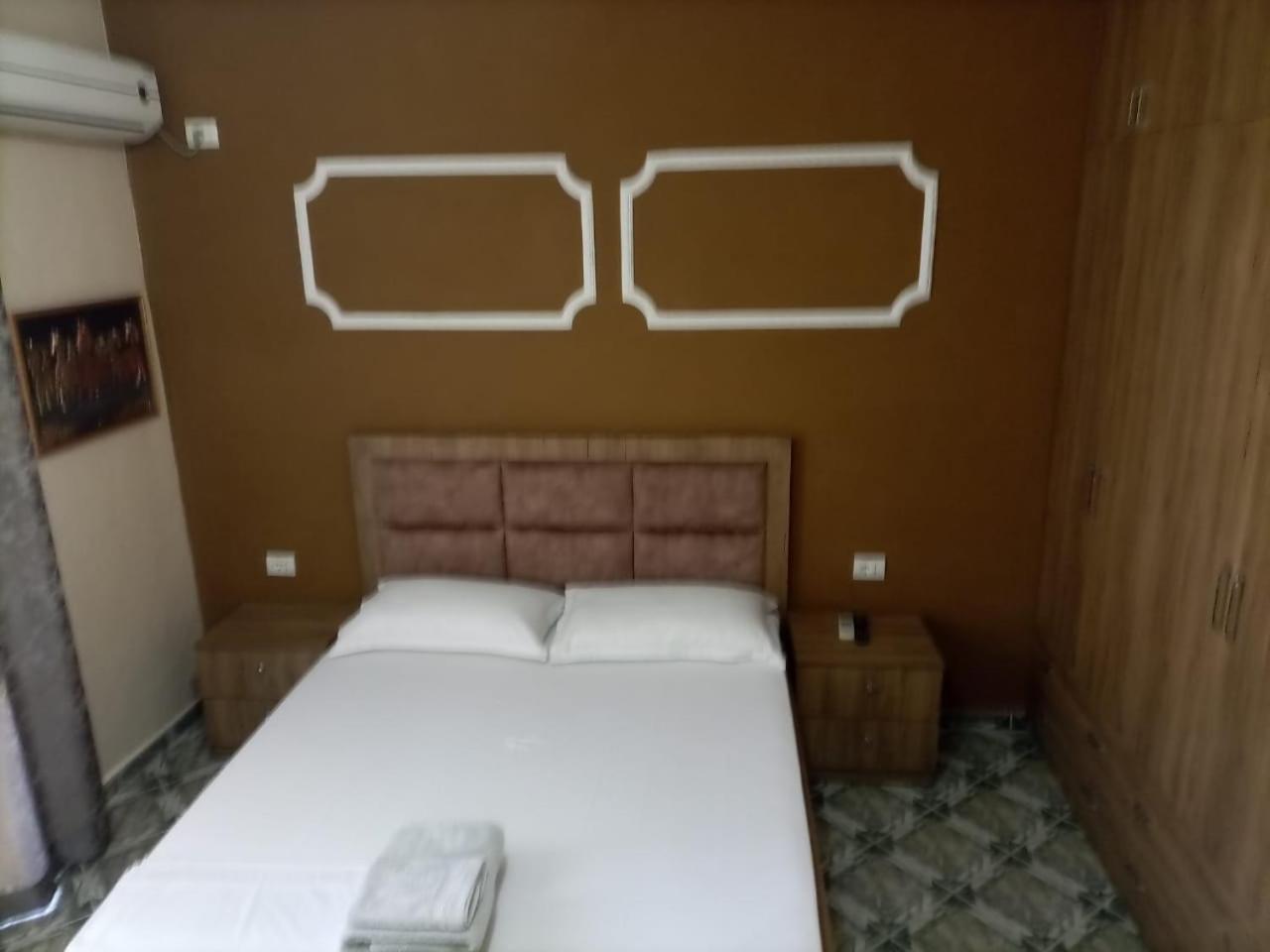 Twins Villa Mangalem Berat Exterior foto