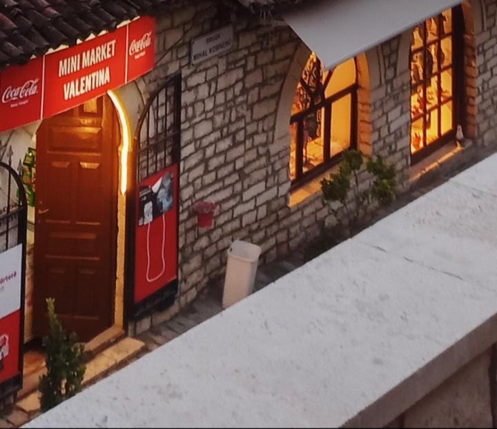 Twins Villa Mangalem Berat Exterior foto